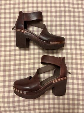 Antelope Brown Leather Platform Heels with Ankle Wrap